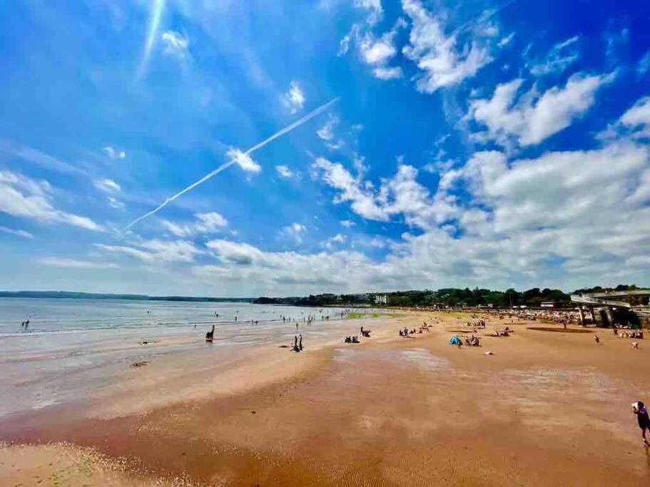 Perfect For Large Groups! * Torquay