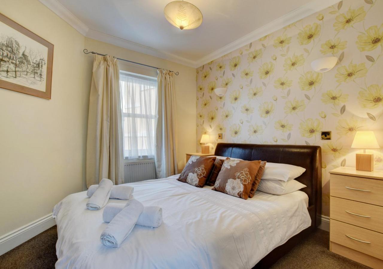 Sunnyhill Mews *
