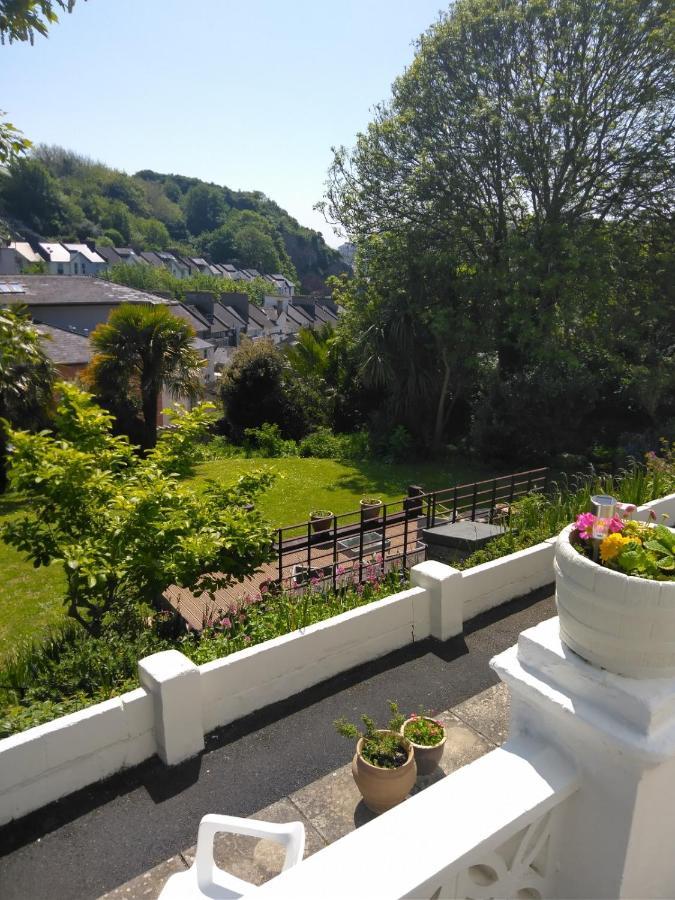Barclay Court Guest house