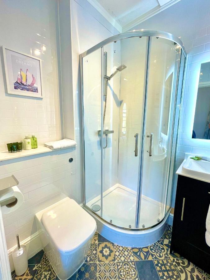 Guest house Gresham Court *