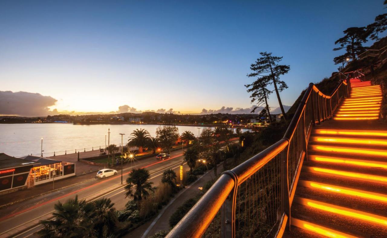 Hotel The Grand 4*