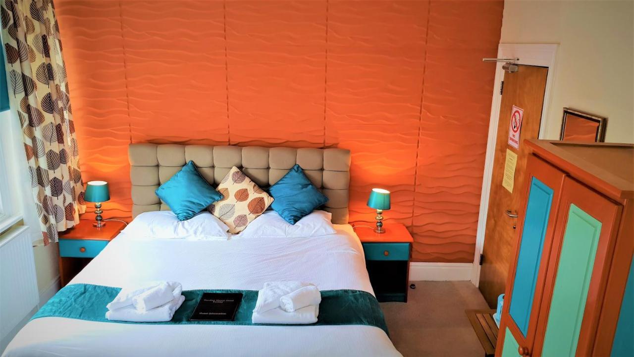 Yardley Manor Hotel 4*