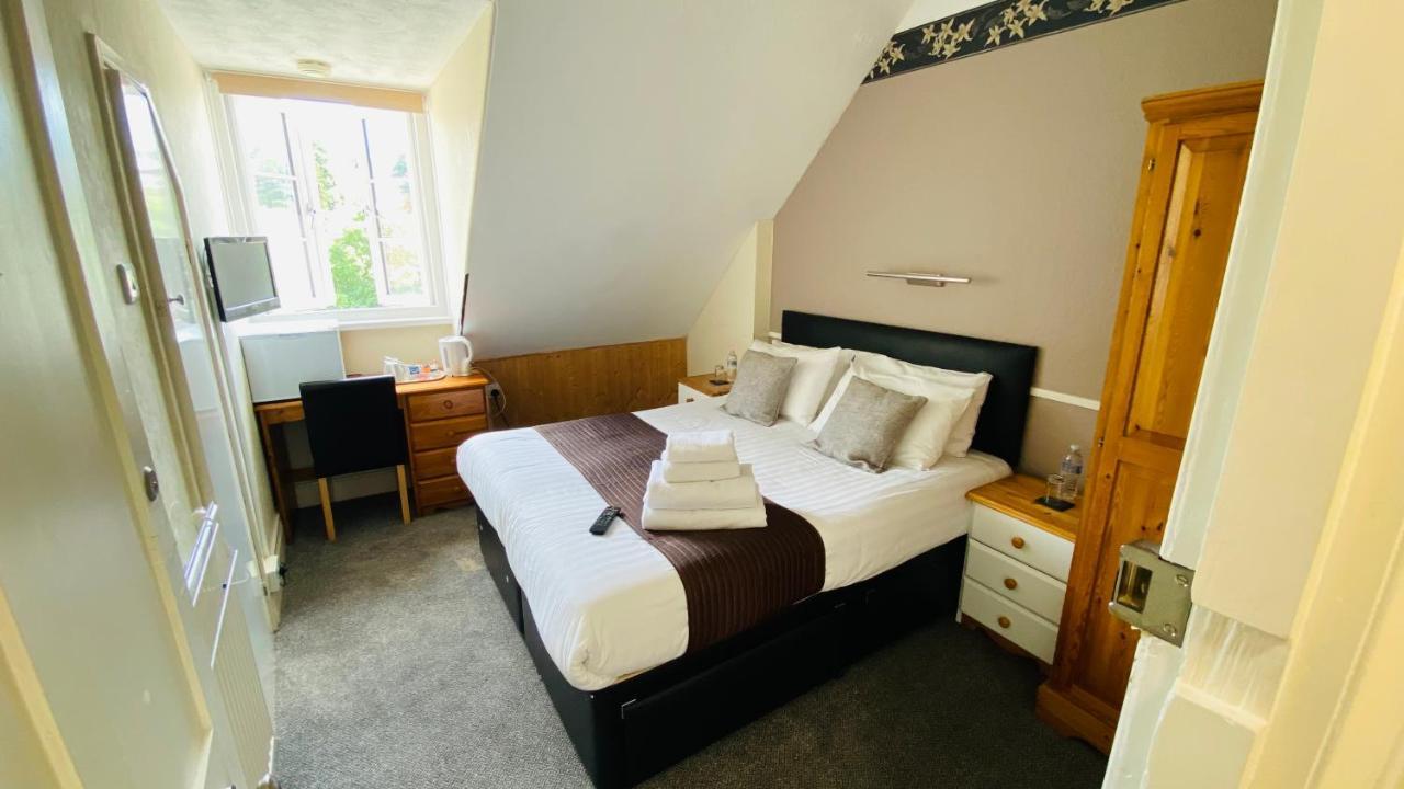Guest house Tusker (adults Only)