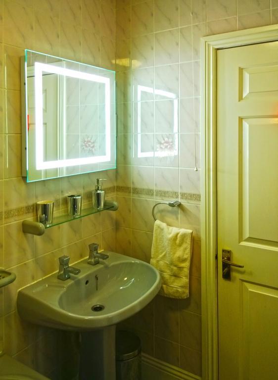 Delamere Court Aparthotel
