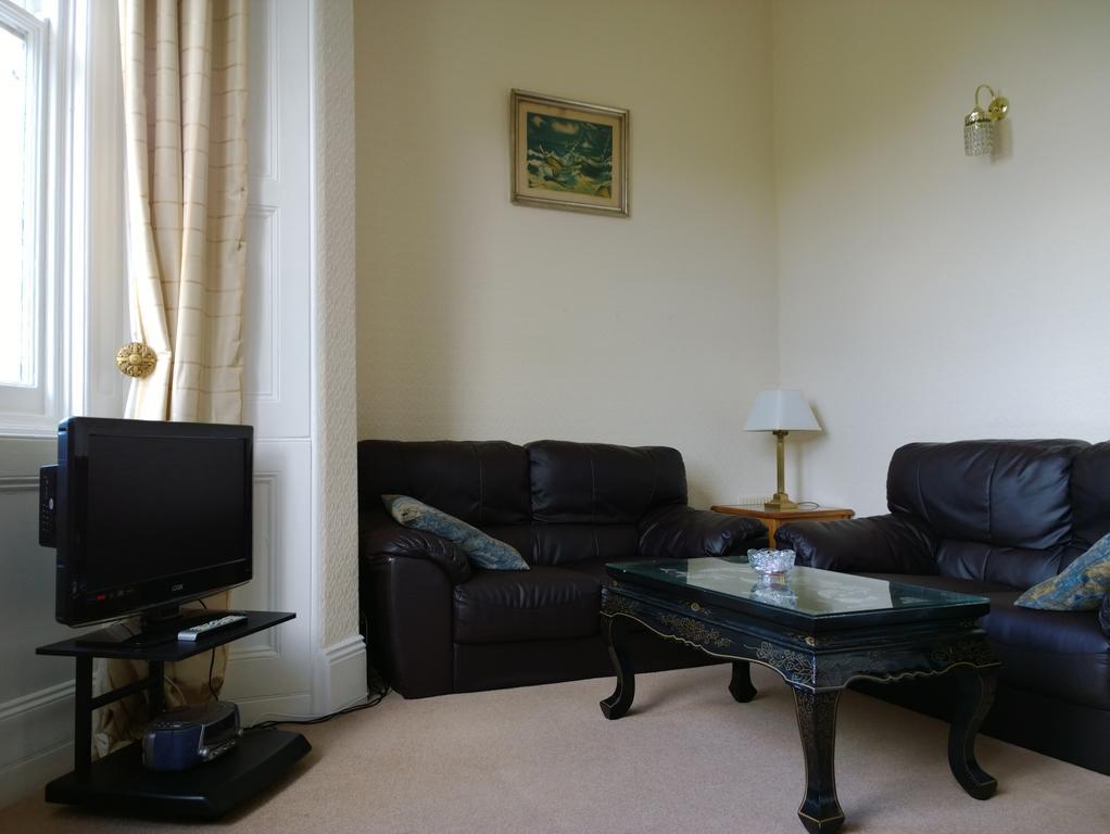 Aparthotel Delamere Court