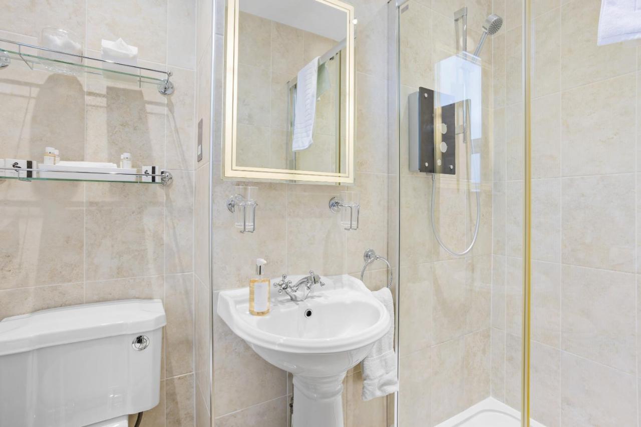Kingston House Bed & Breakfast 5*