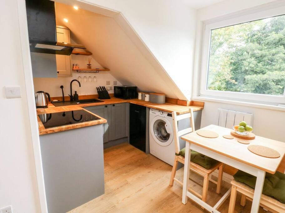 Cozy Seaside Hideaway With Free Parking * Torquay