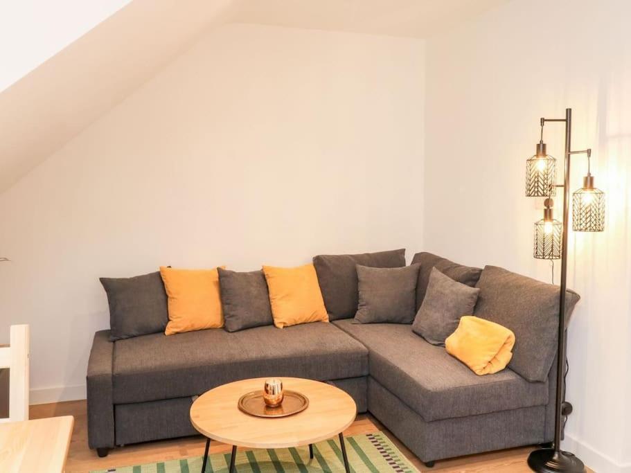 Cozy Seaside Hideaway With Free Parking *