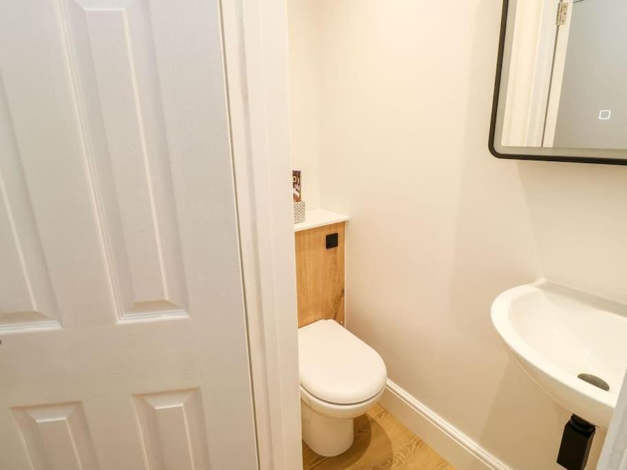 Apartment Cozy Seaside Hideaway With Free Parking Torquay