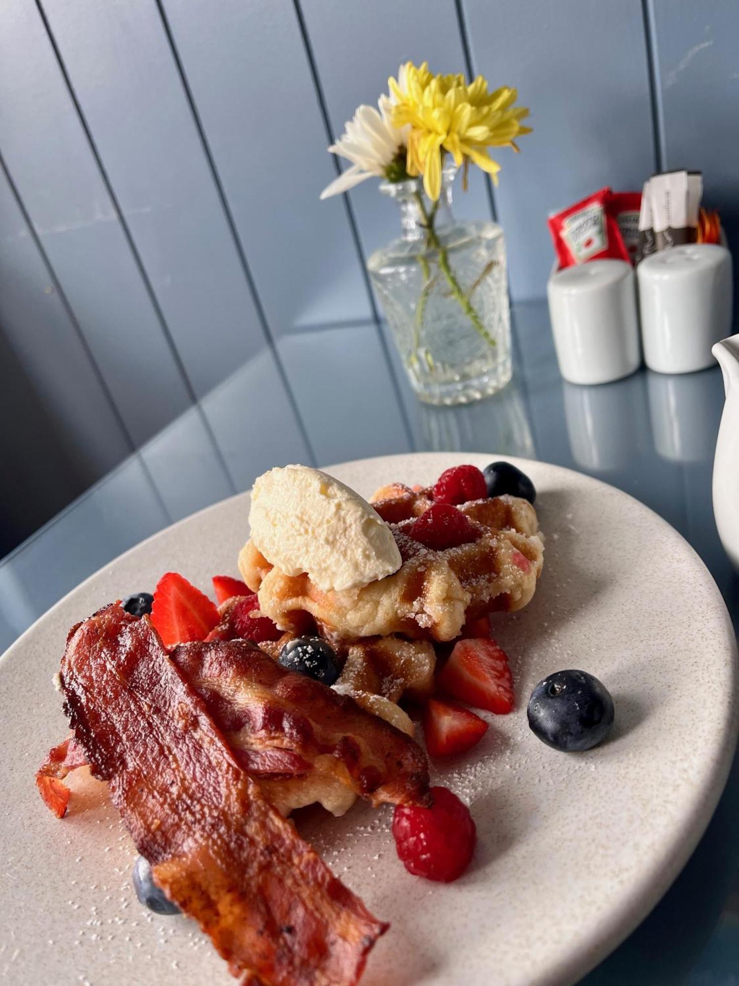 Tusker (adults Only) 2* Torquay