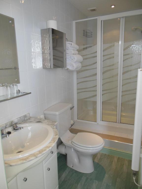 Cary Court - Casa de hóspedes 4*