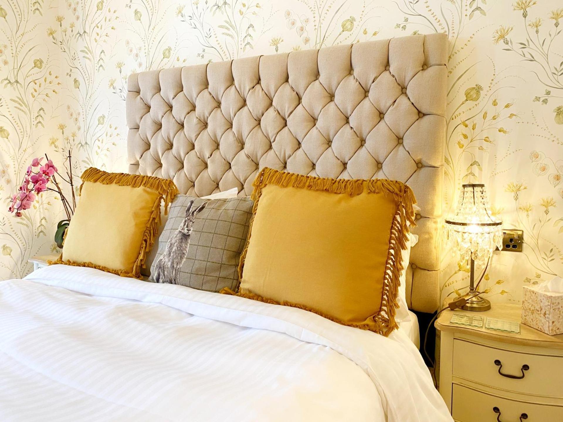 Muntham Luxury *