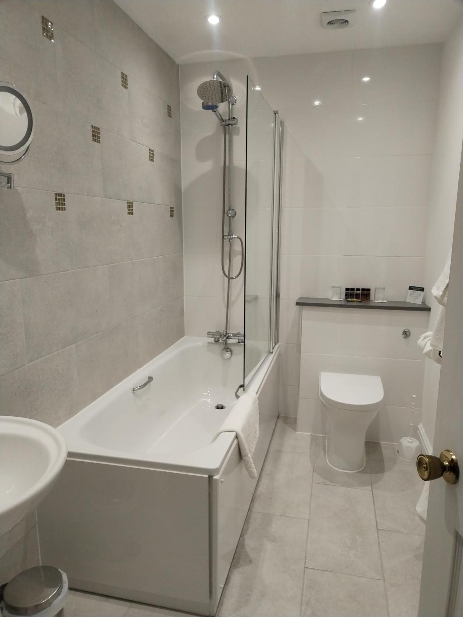 Hotel Abbey Sands 3*