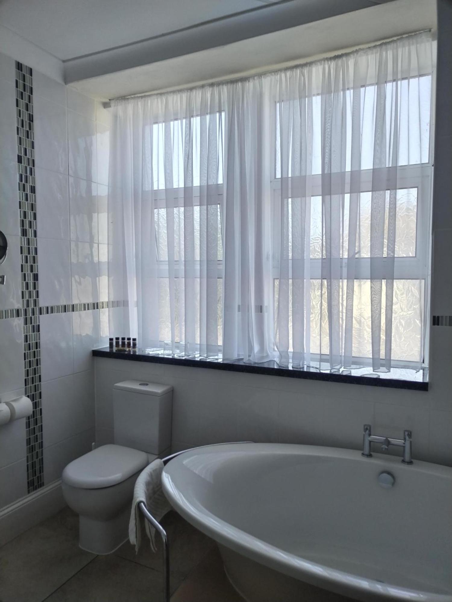 Abbey Sands Hotel Torquay