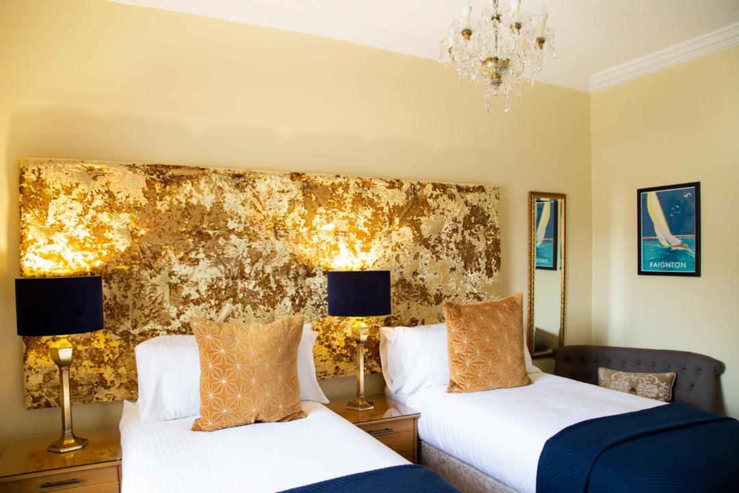 Guest house Haytor 2*