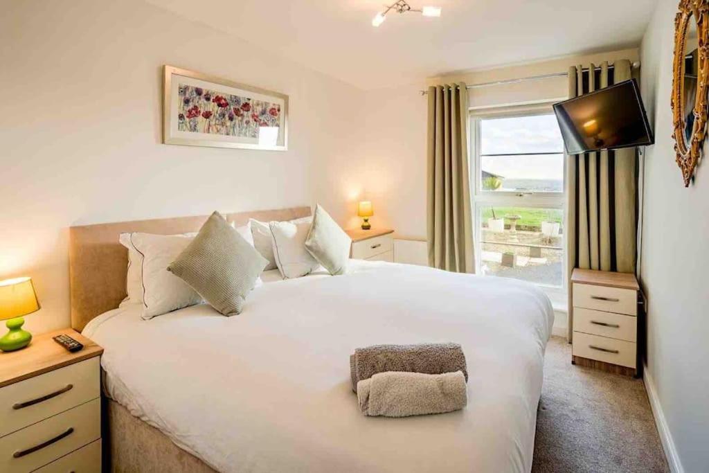 Apartment Ground Floor Sea View Private Terrace Torquay