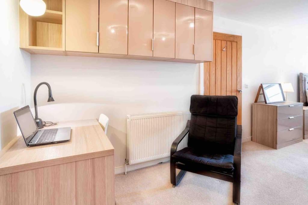 Ground Floor Sea View Private Terrace