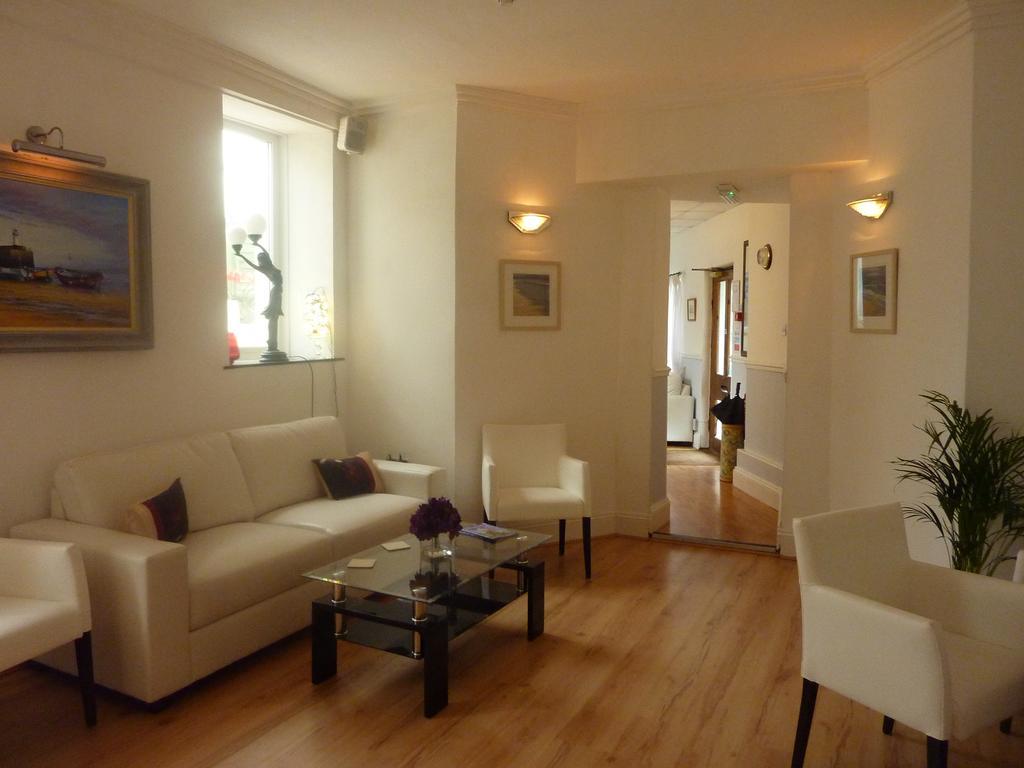 Guest house The Iona