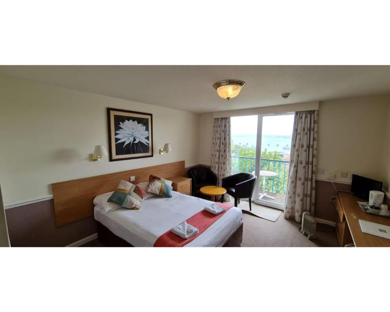 Richmond 2* Torquay