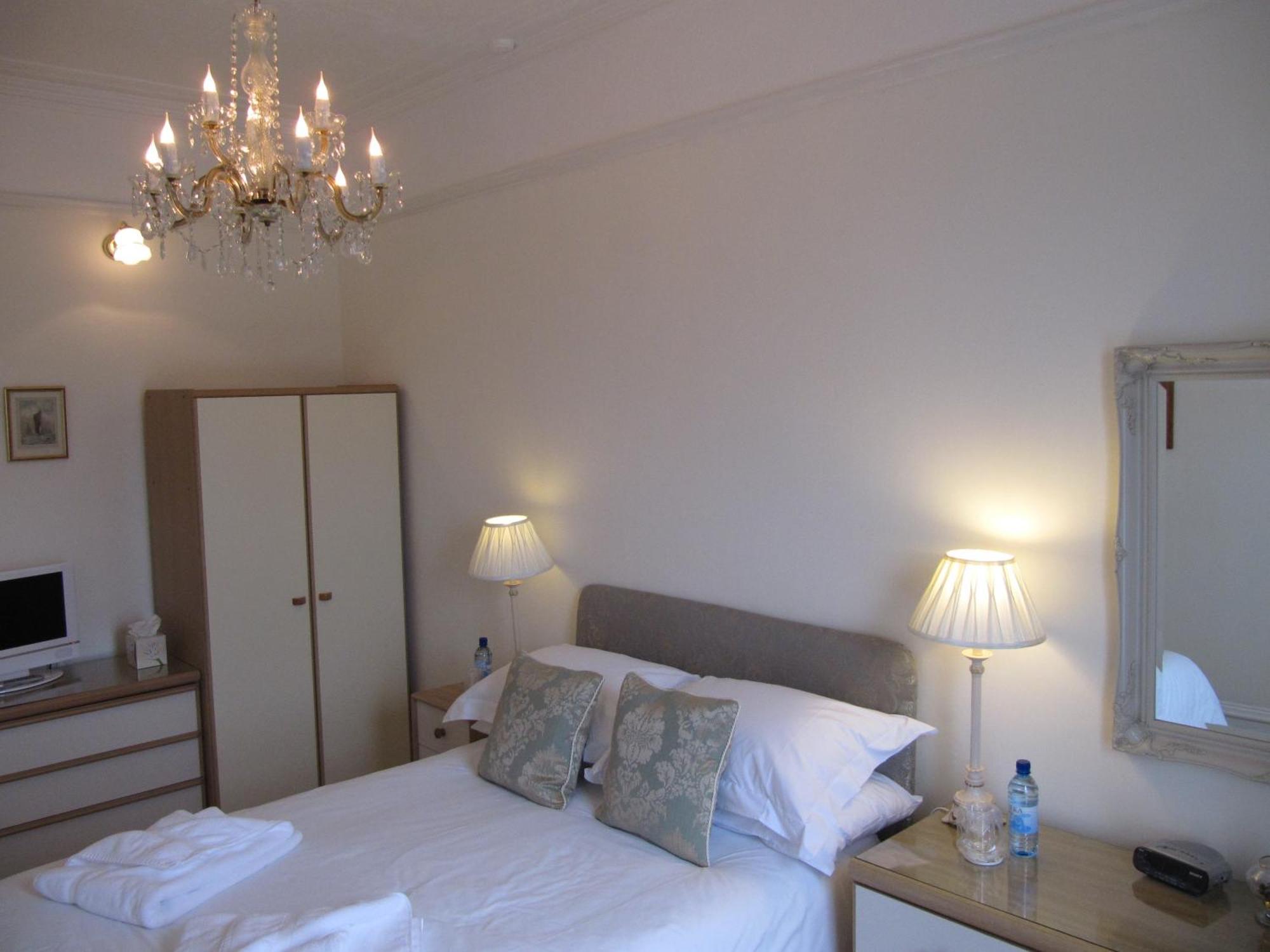 Bed & Breakfast The Shirley Torquay