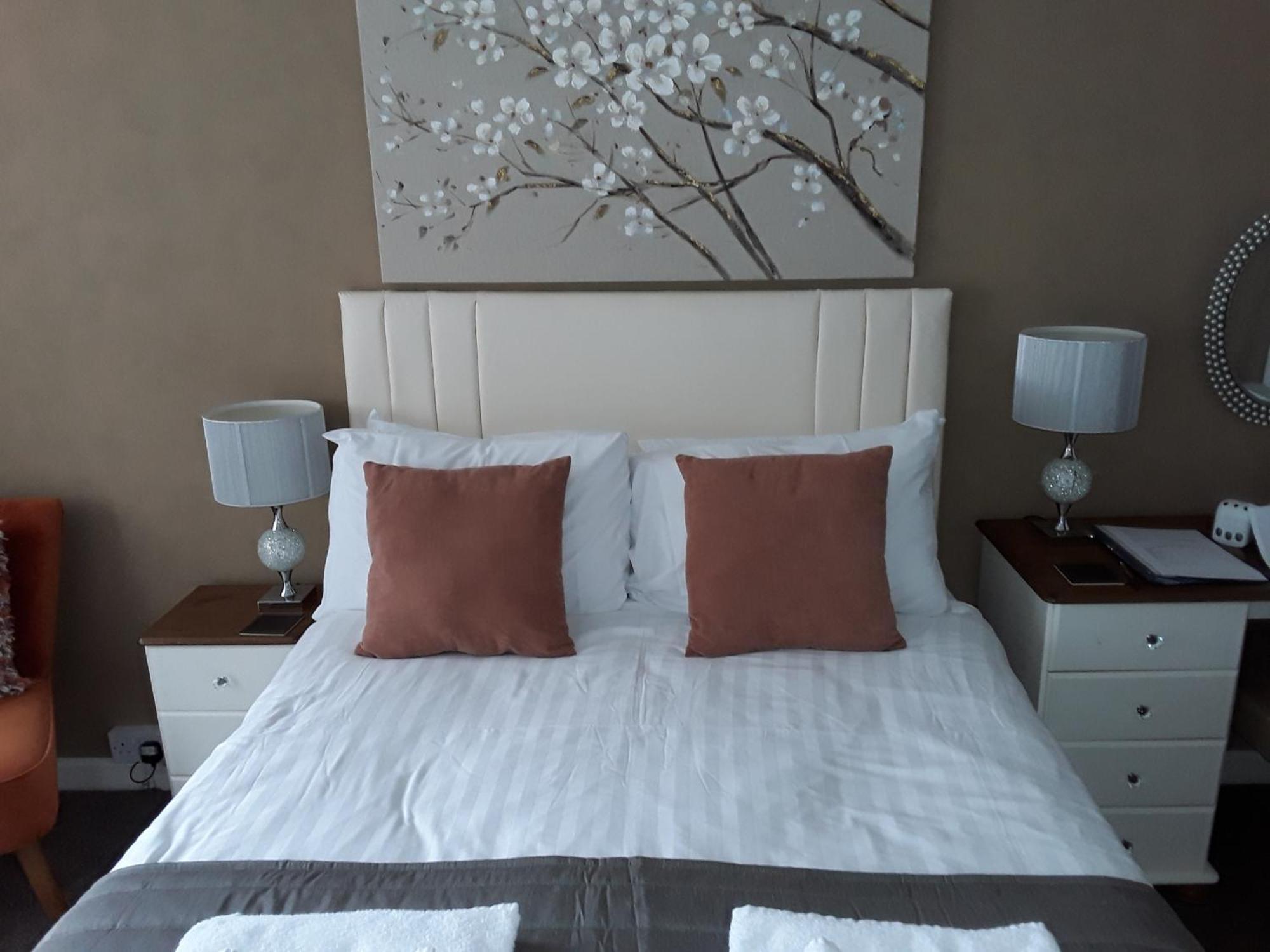 Guest house Barclay Court 4*