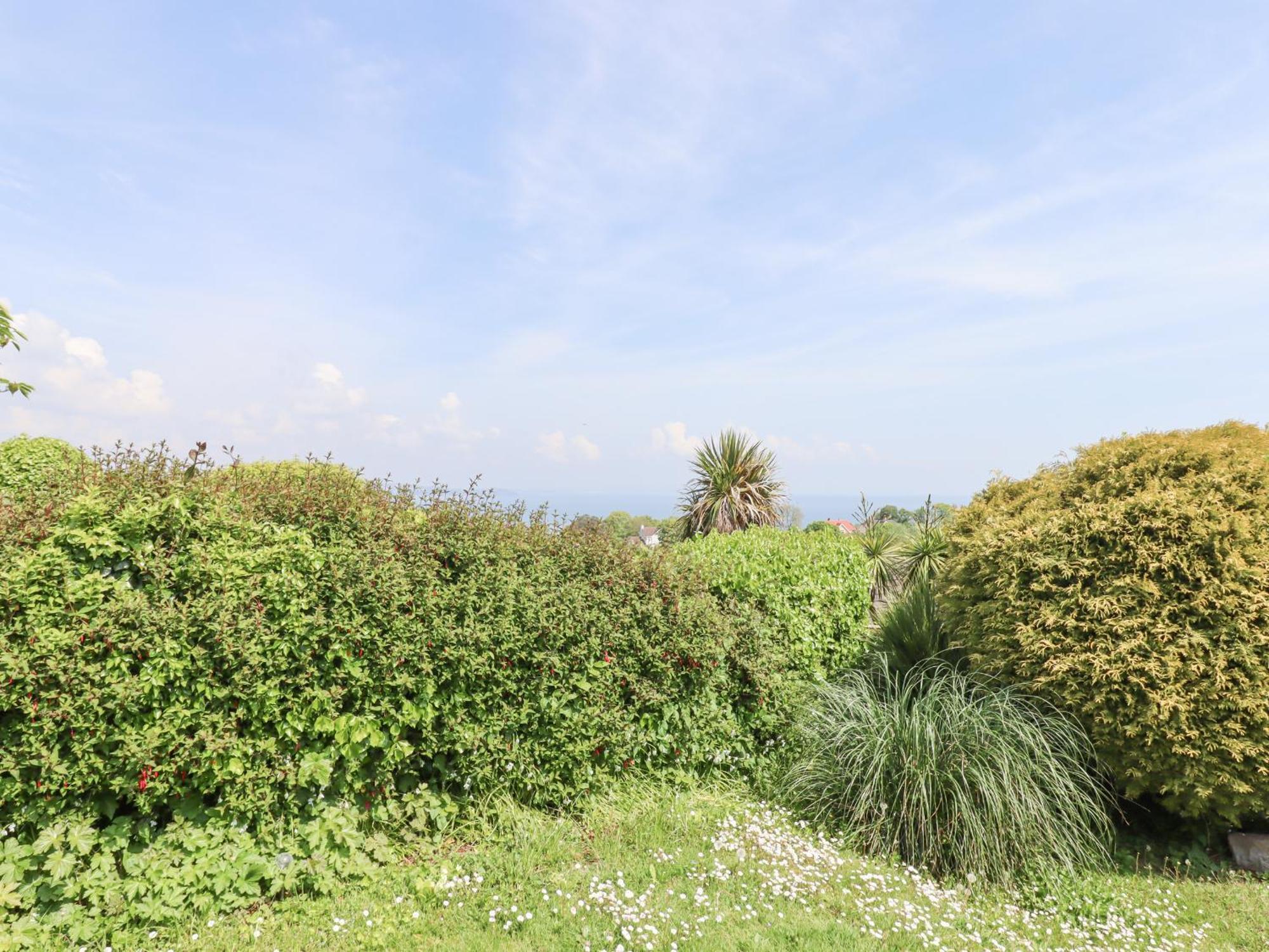 Sunny Bank Holiday home *