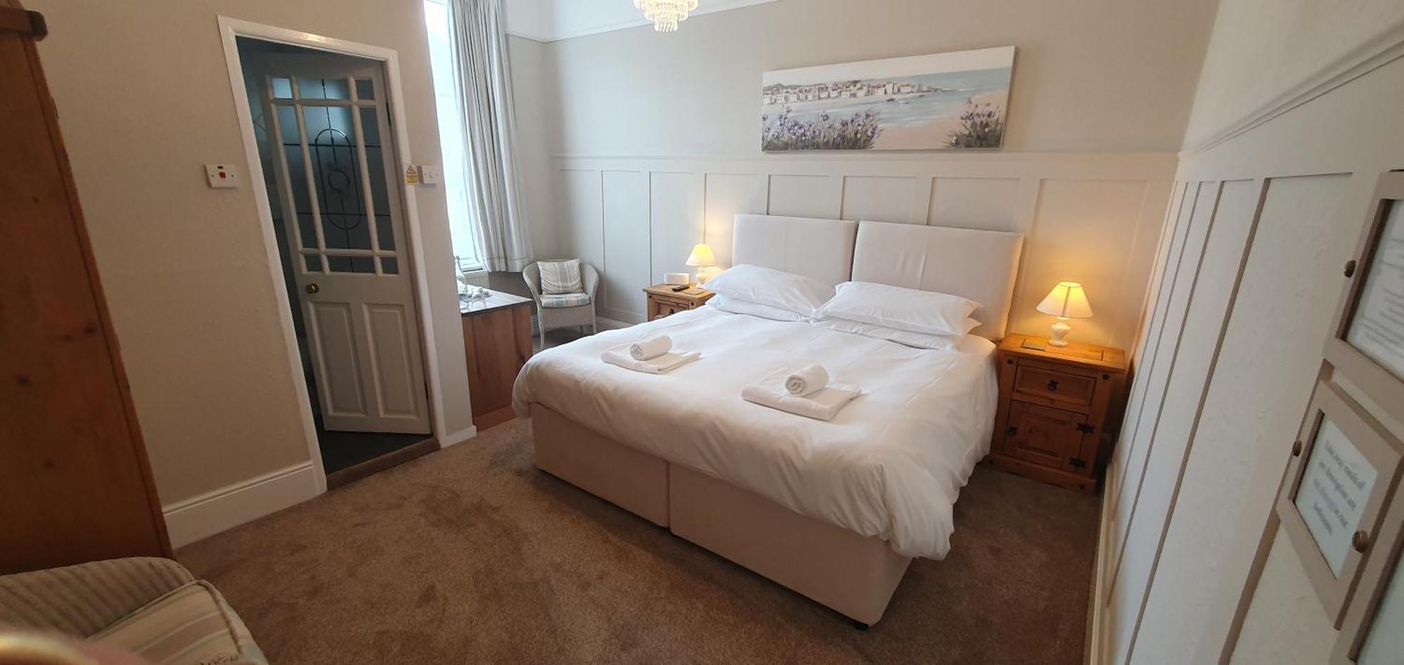 Heathcliff House Exclusively For Adults Free Large Carpark Torquay