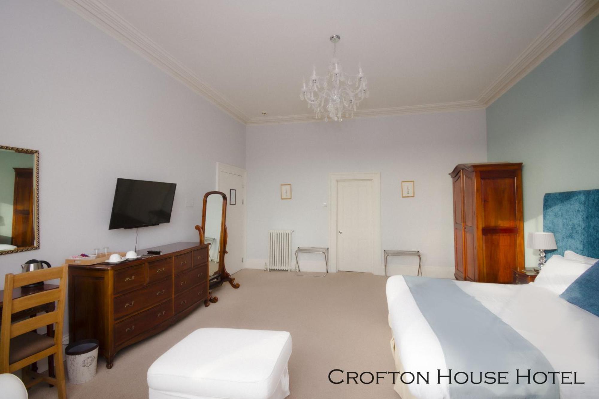 Crofton House Hotel