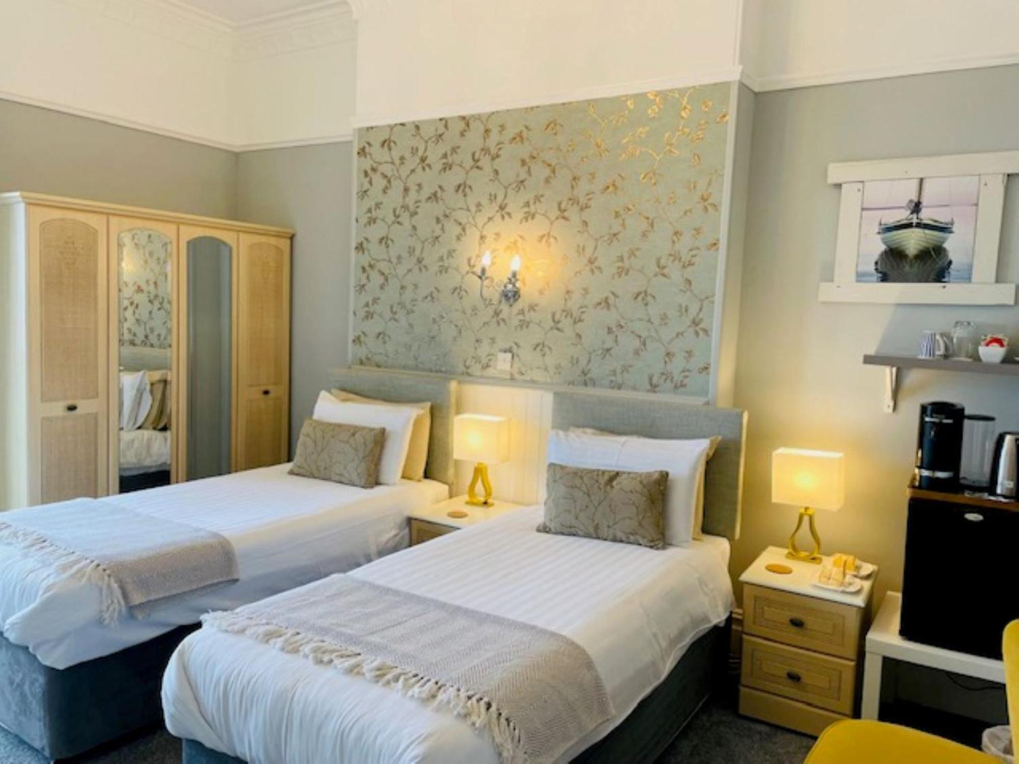 Guest house Seabreeze 4*