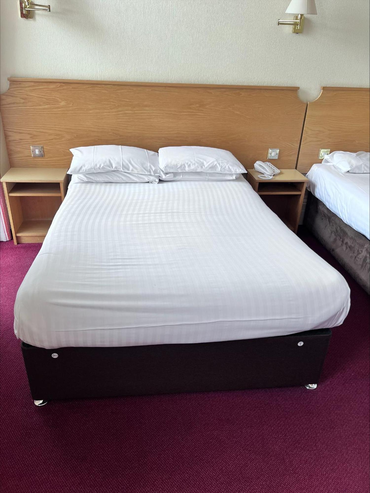 Templestowe Hotel, Number One For Entertainment In 3*