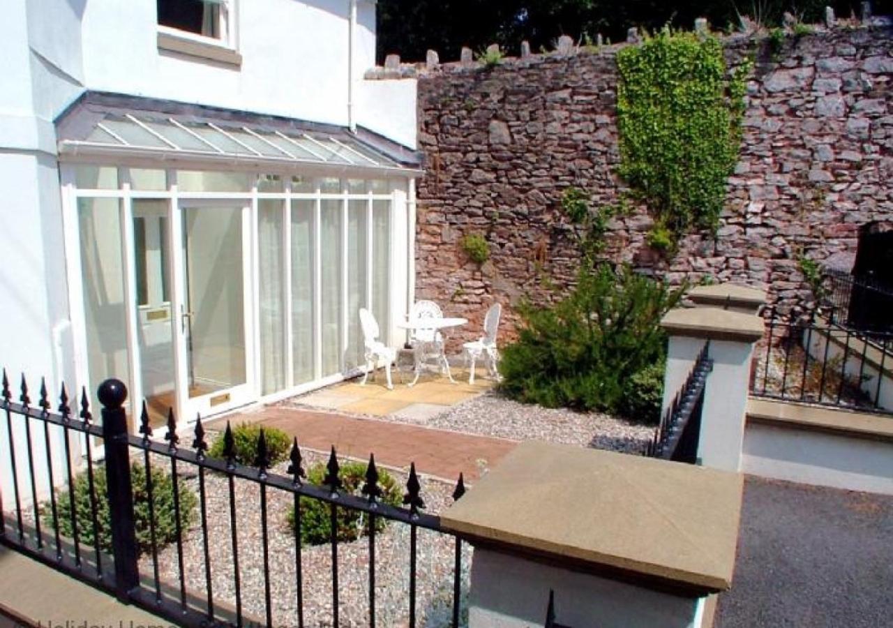 Holiday home Sunnyhill Mews *