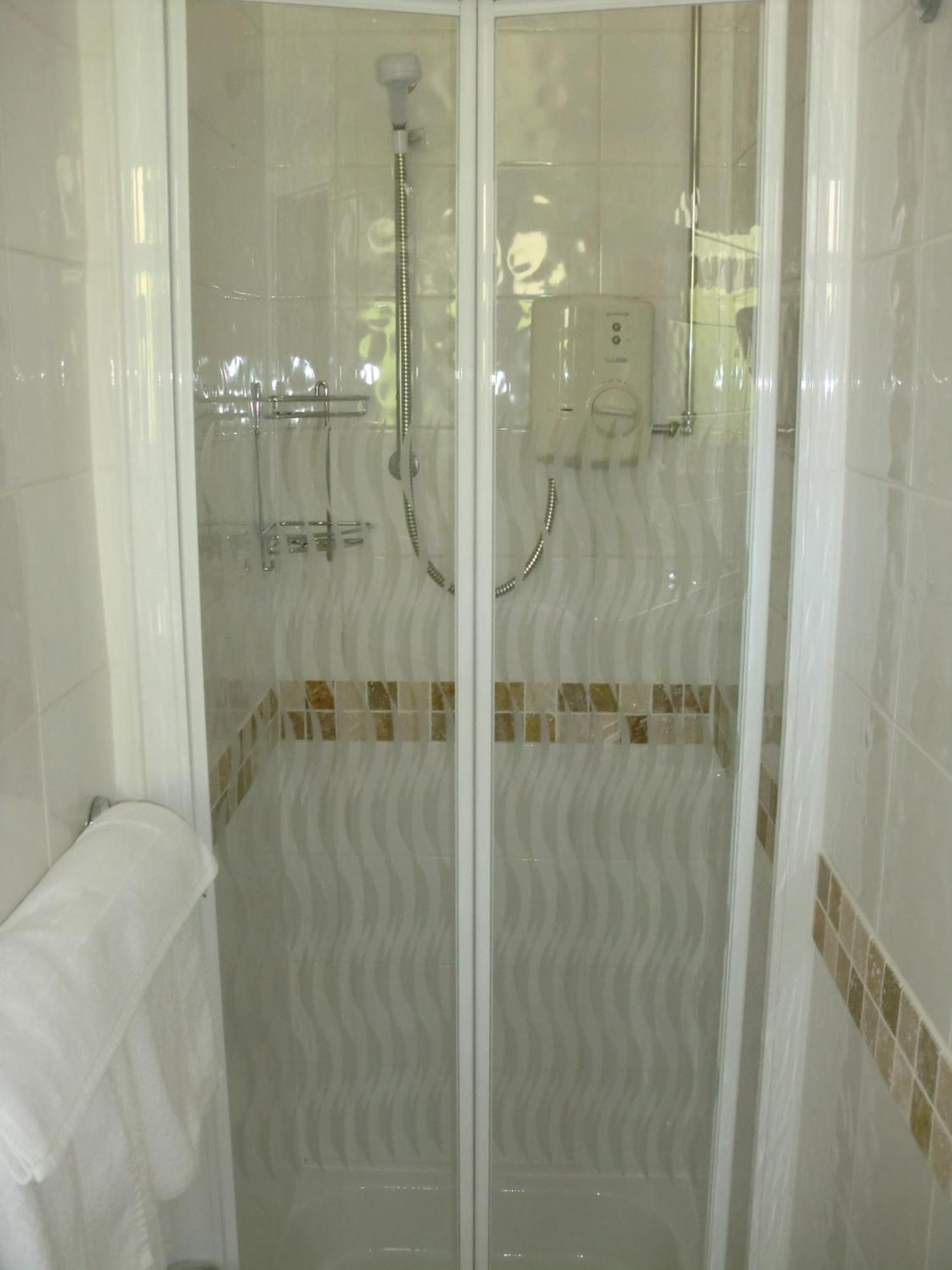 Guest house Avron House