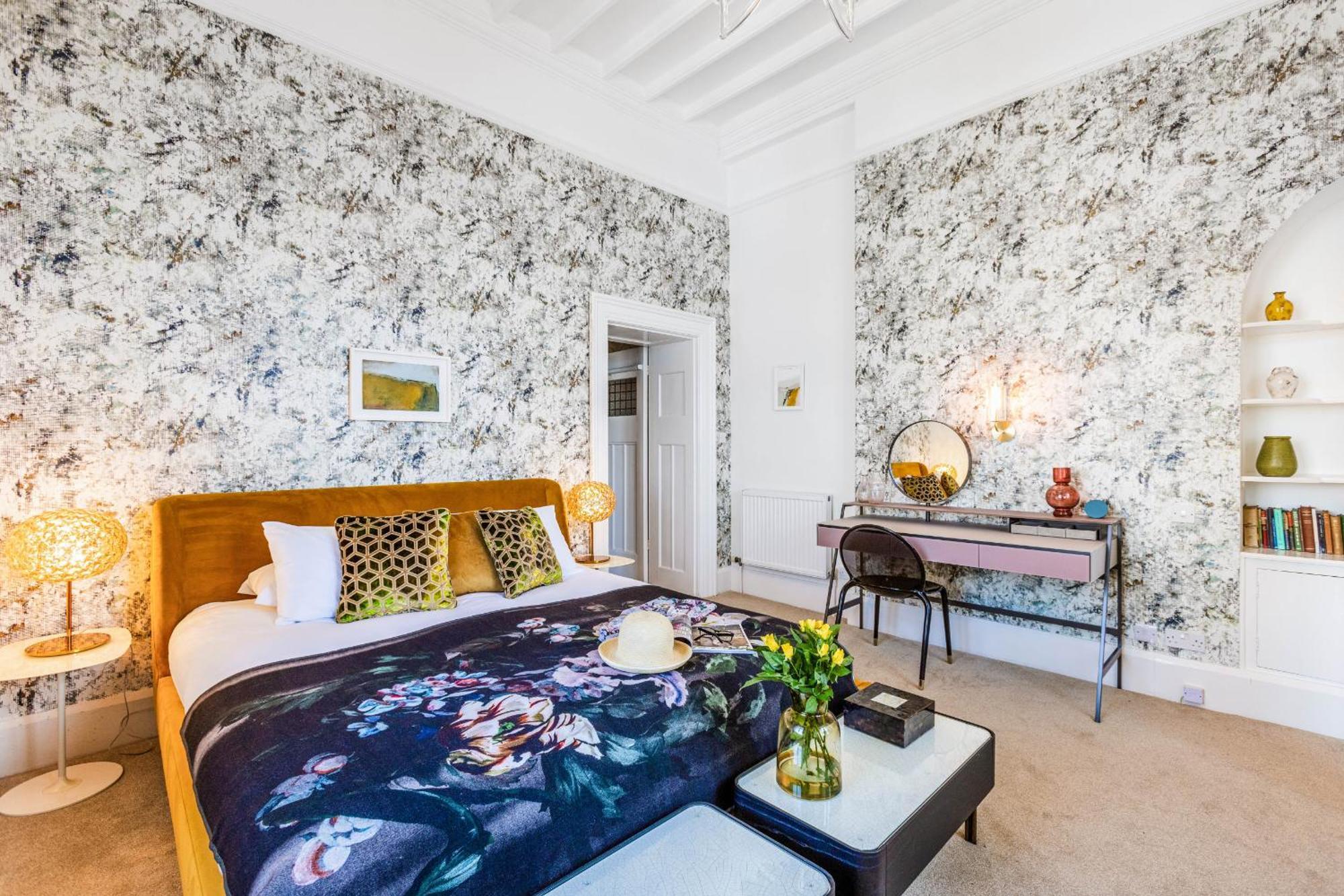 Casa de férias Vane Tower - Award Winning Designer Retreat With Panoramic Sea Views *
