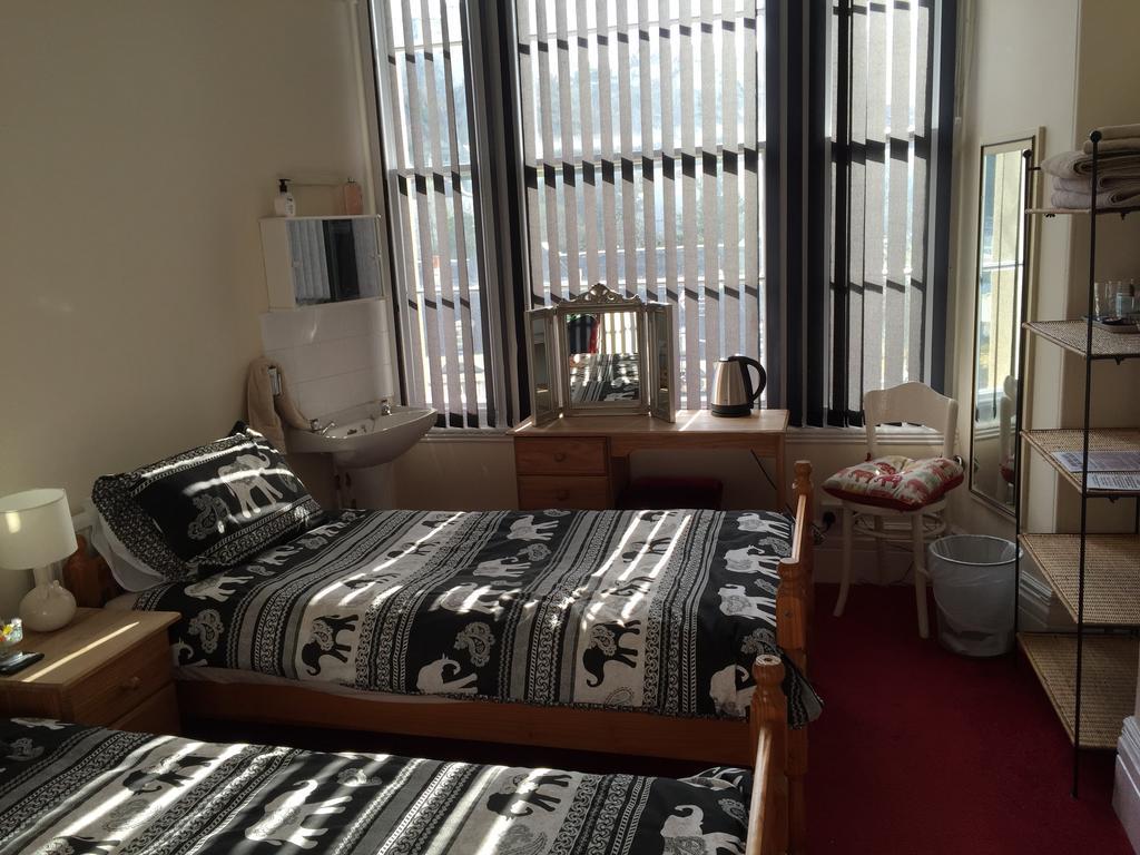 Clifton Grove Guest house