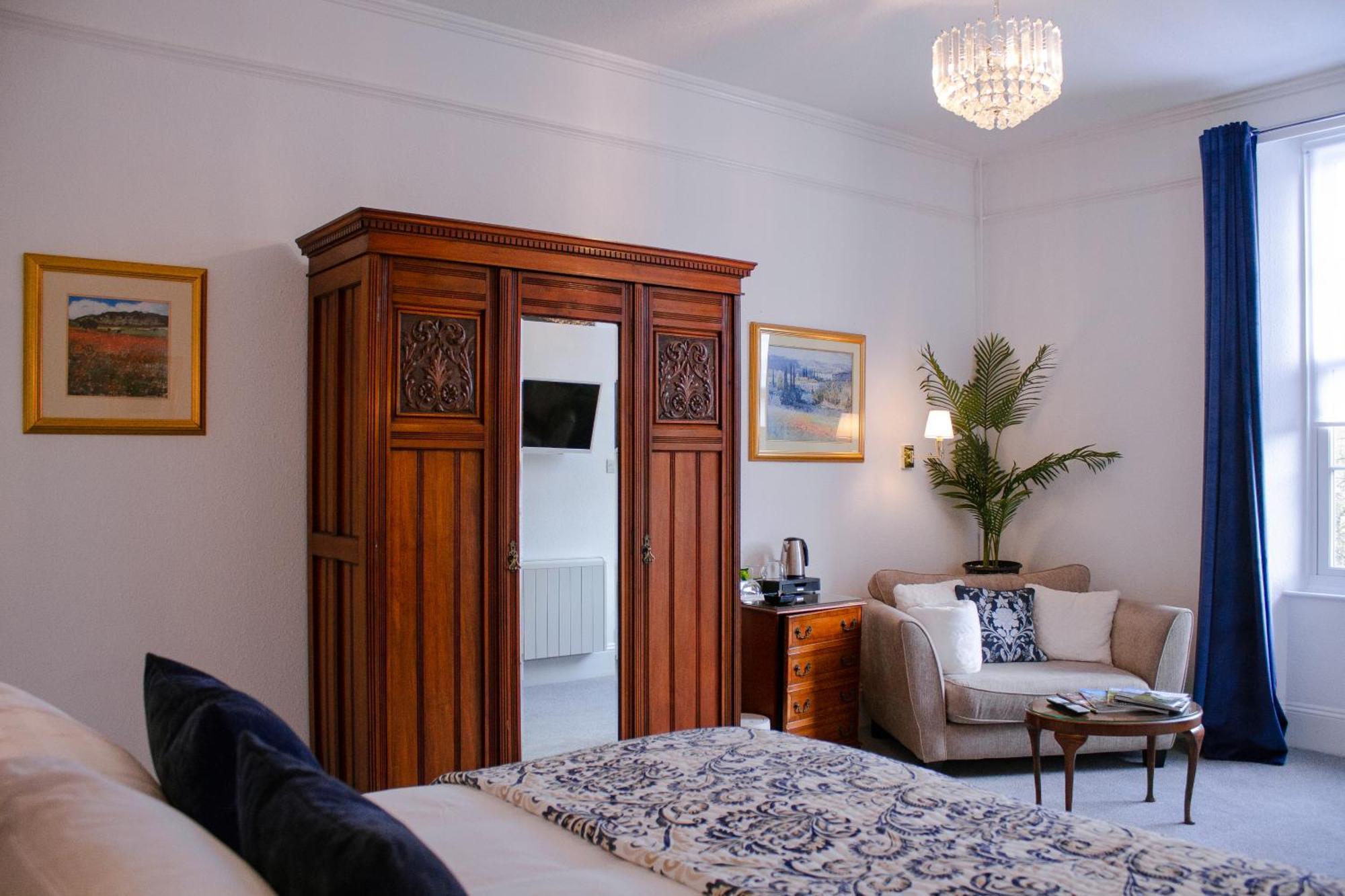 Guest house Gresham Court *