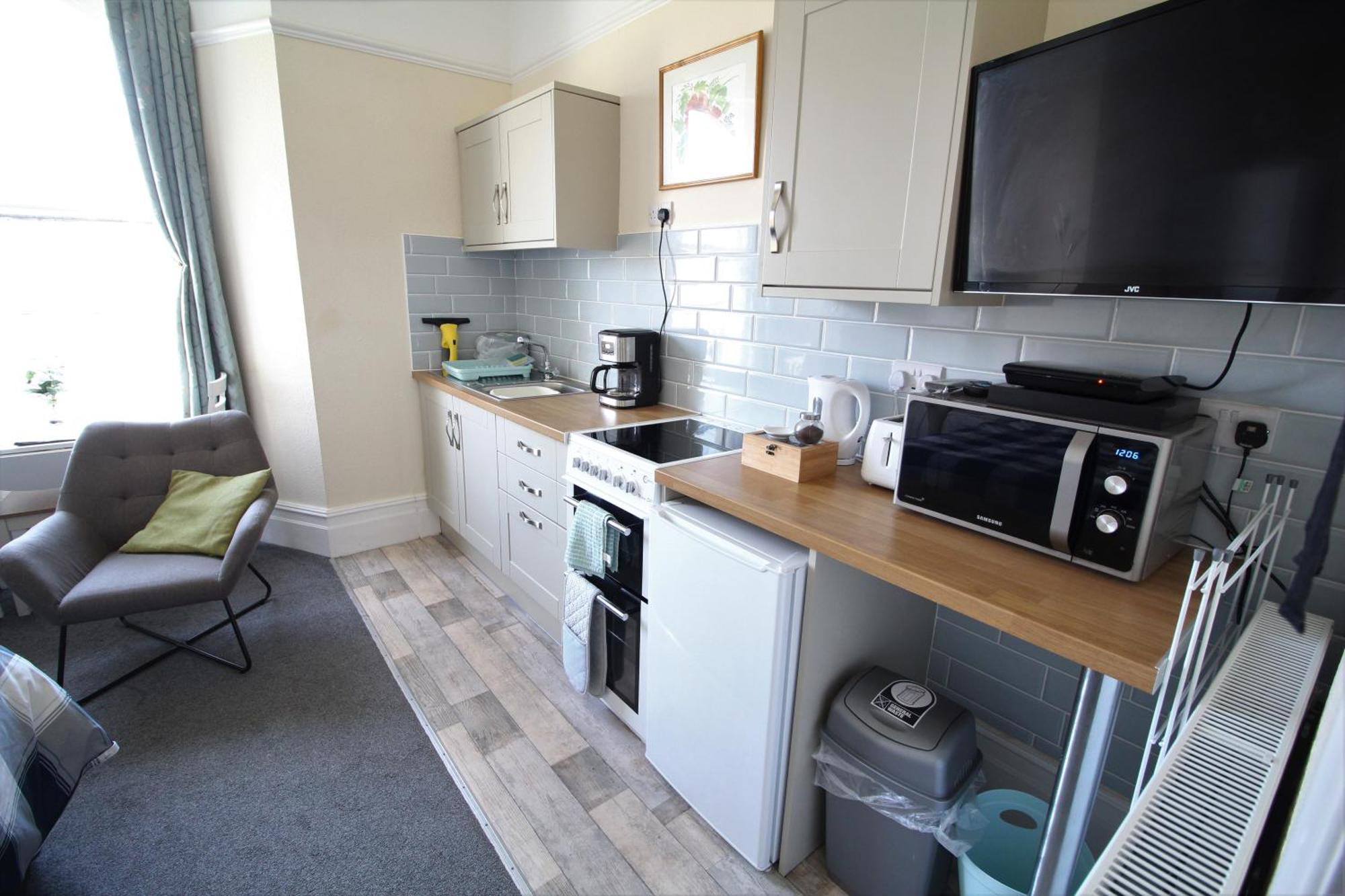 Chelston Dene Apartment *