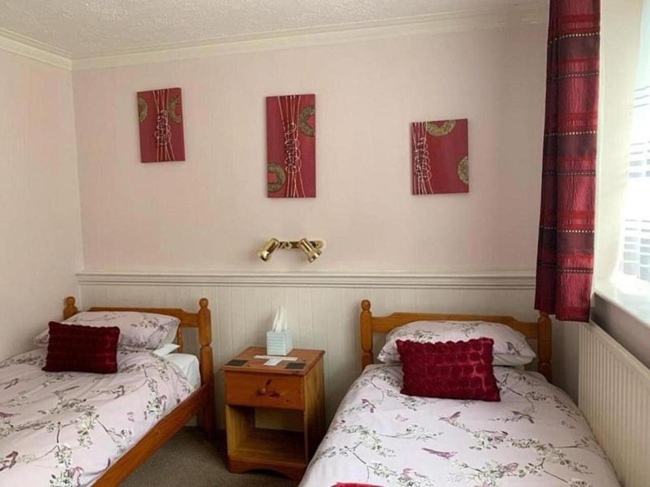 Bed & Breakfast Burleigh House , A Cosy Retreat In Agatha Christie's Hometown 4*