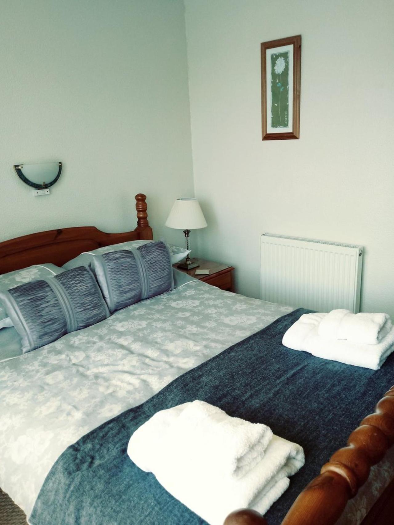 Burleigh House , A Cosy Retreat In Agatha Christie's Hometown