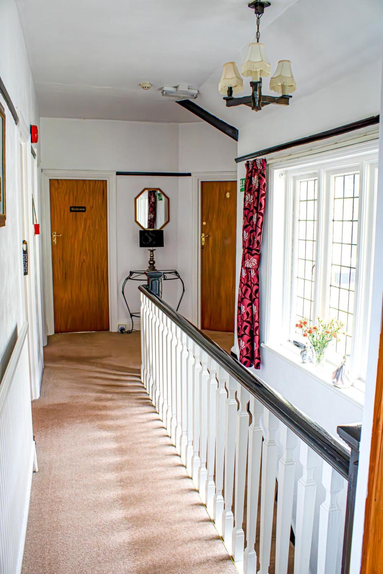 Bed & Breakfast Burleigh House , A Cosy Retreat In Agatha Christie's Hometown 4*