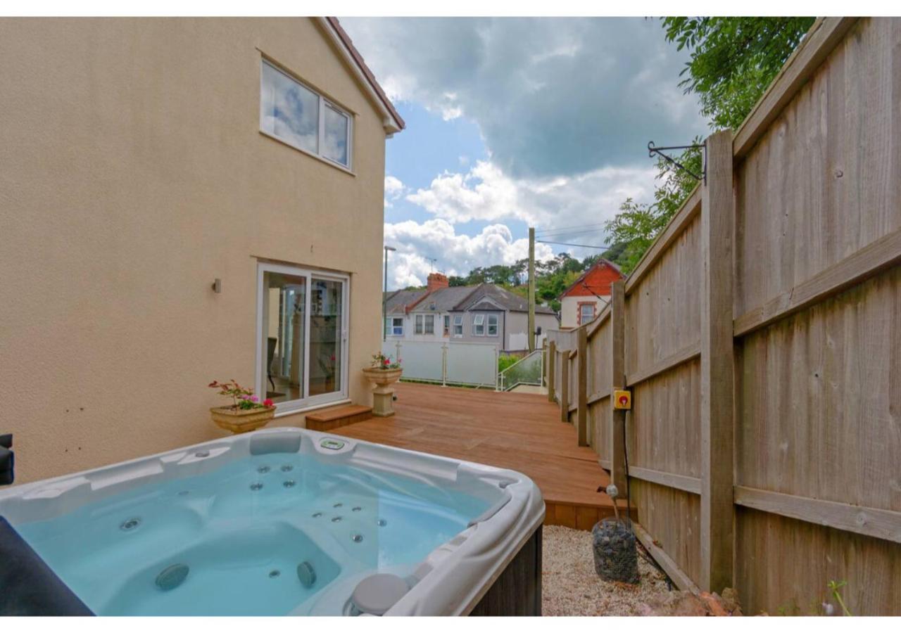 Casa de férias Warwick Views - Family Hot Tub Lovely Views With Ample Parking *