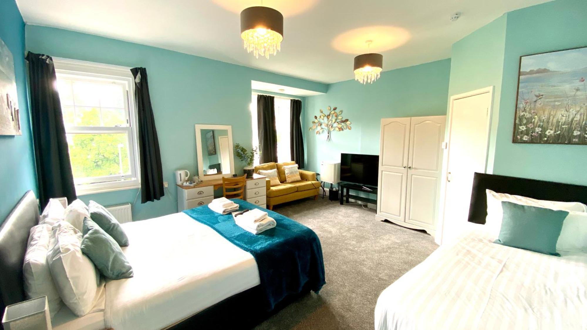 Tusker (adults Only) Guest house Torquay