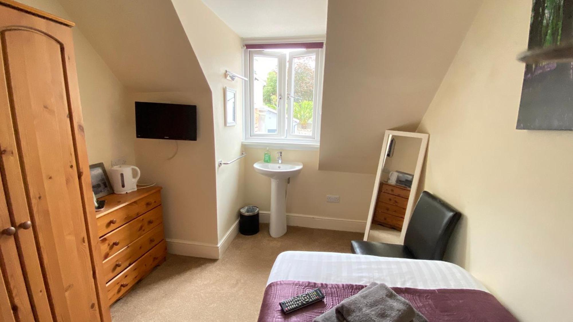 Guest house Tusker (adults Only) Torquay