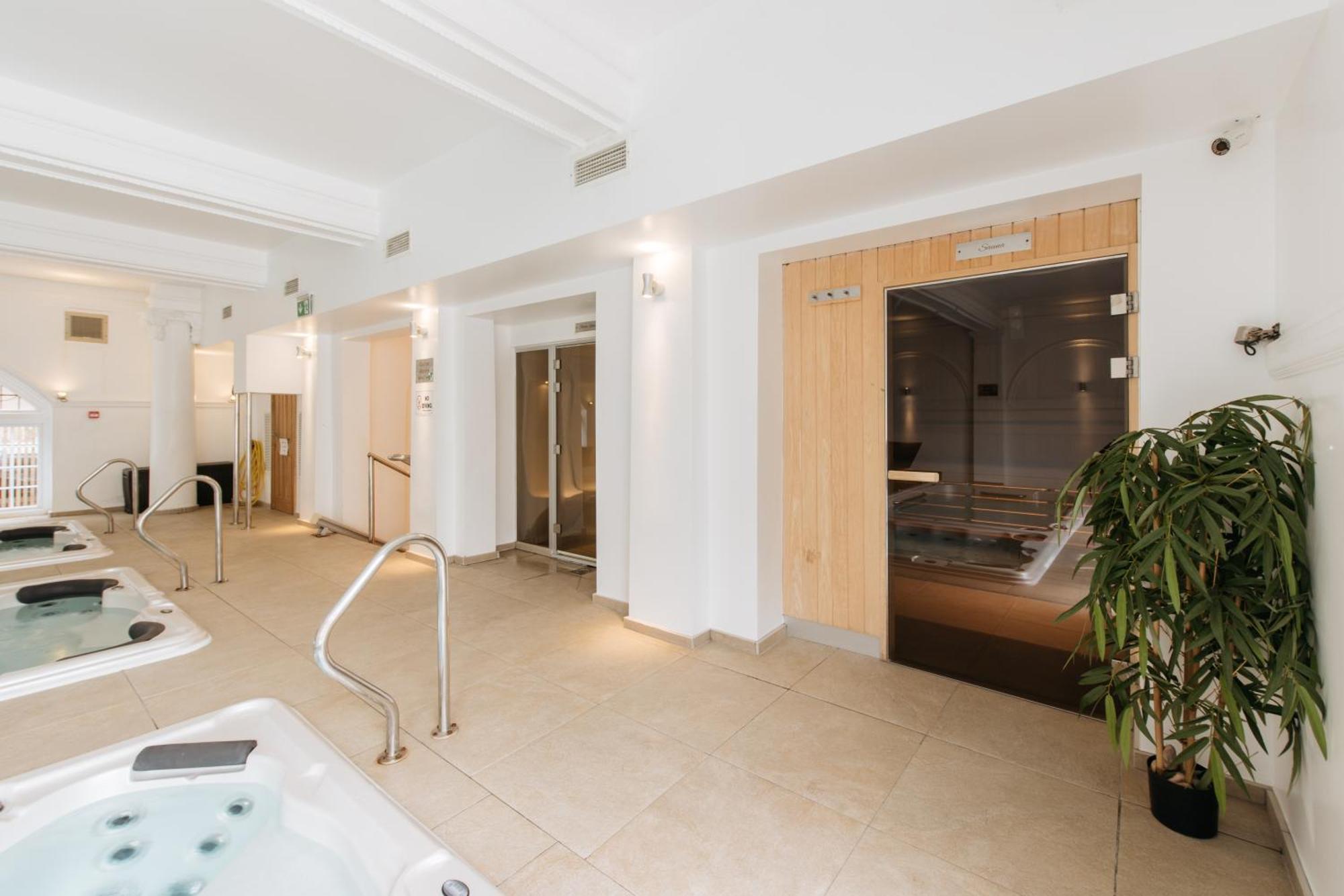 The Headland & Hotel 3*