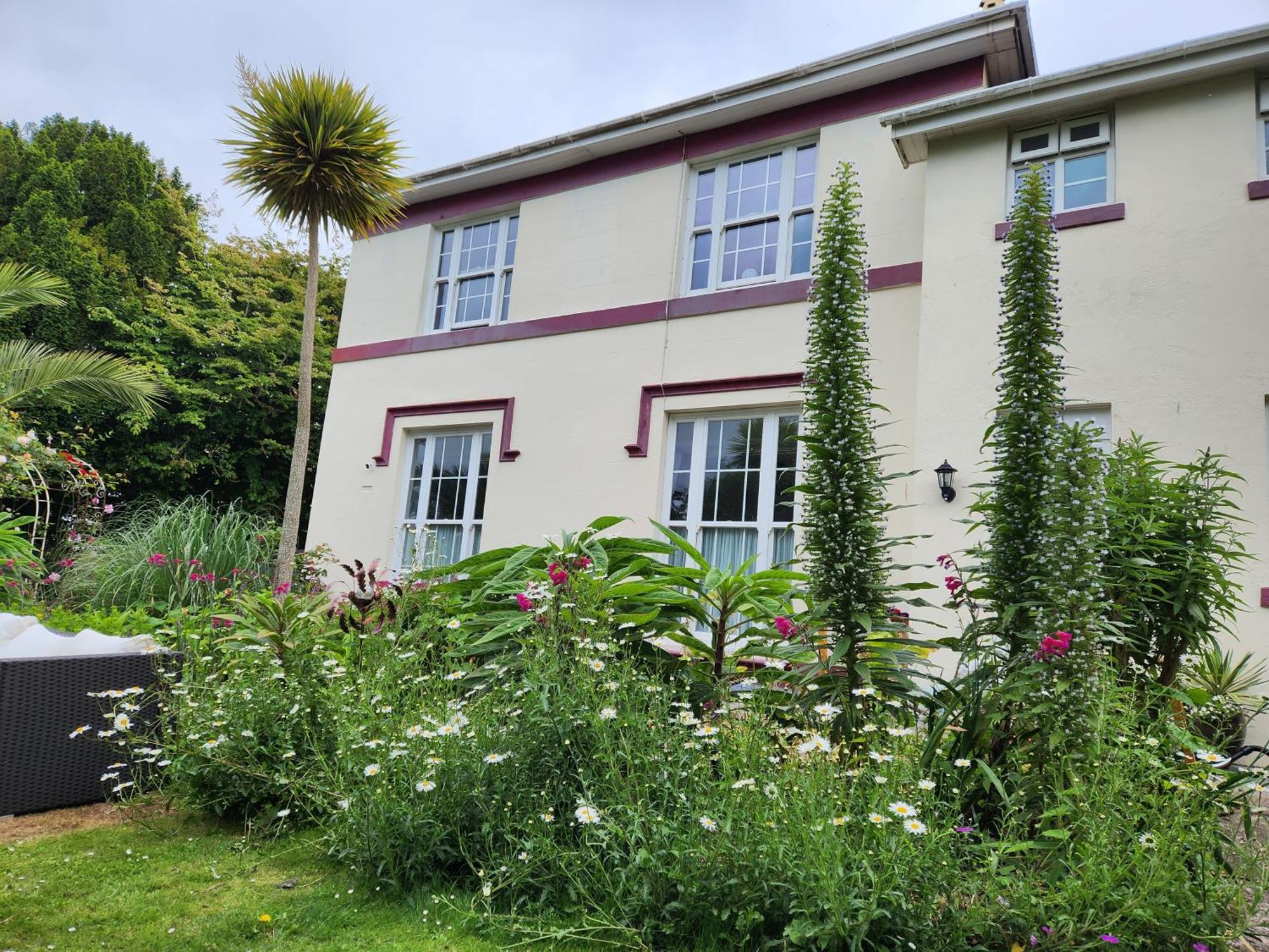 Rose Court