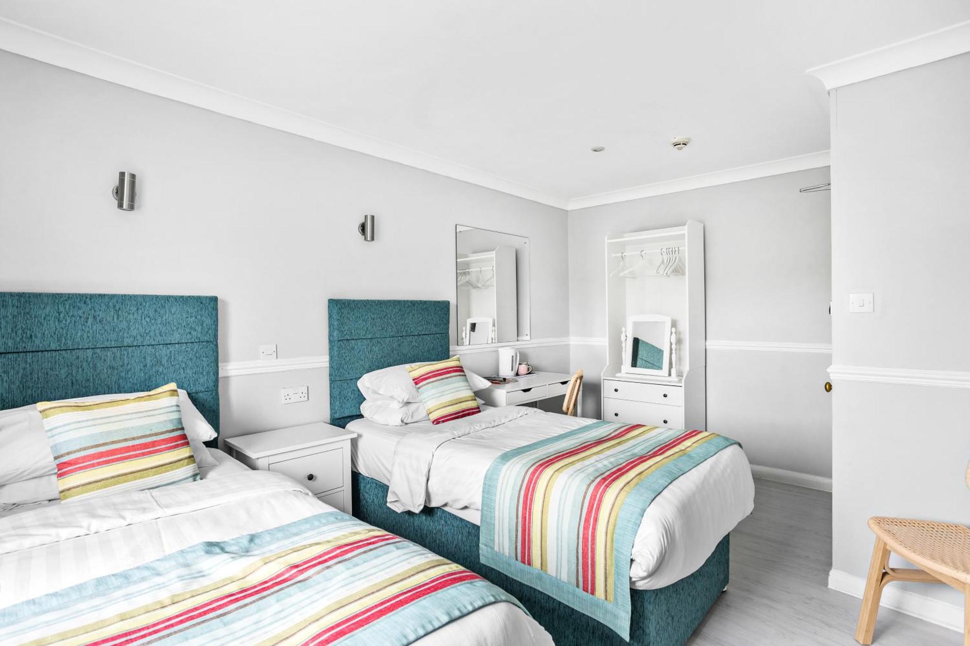 Waters Edge Hotel Torquay
