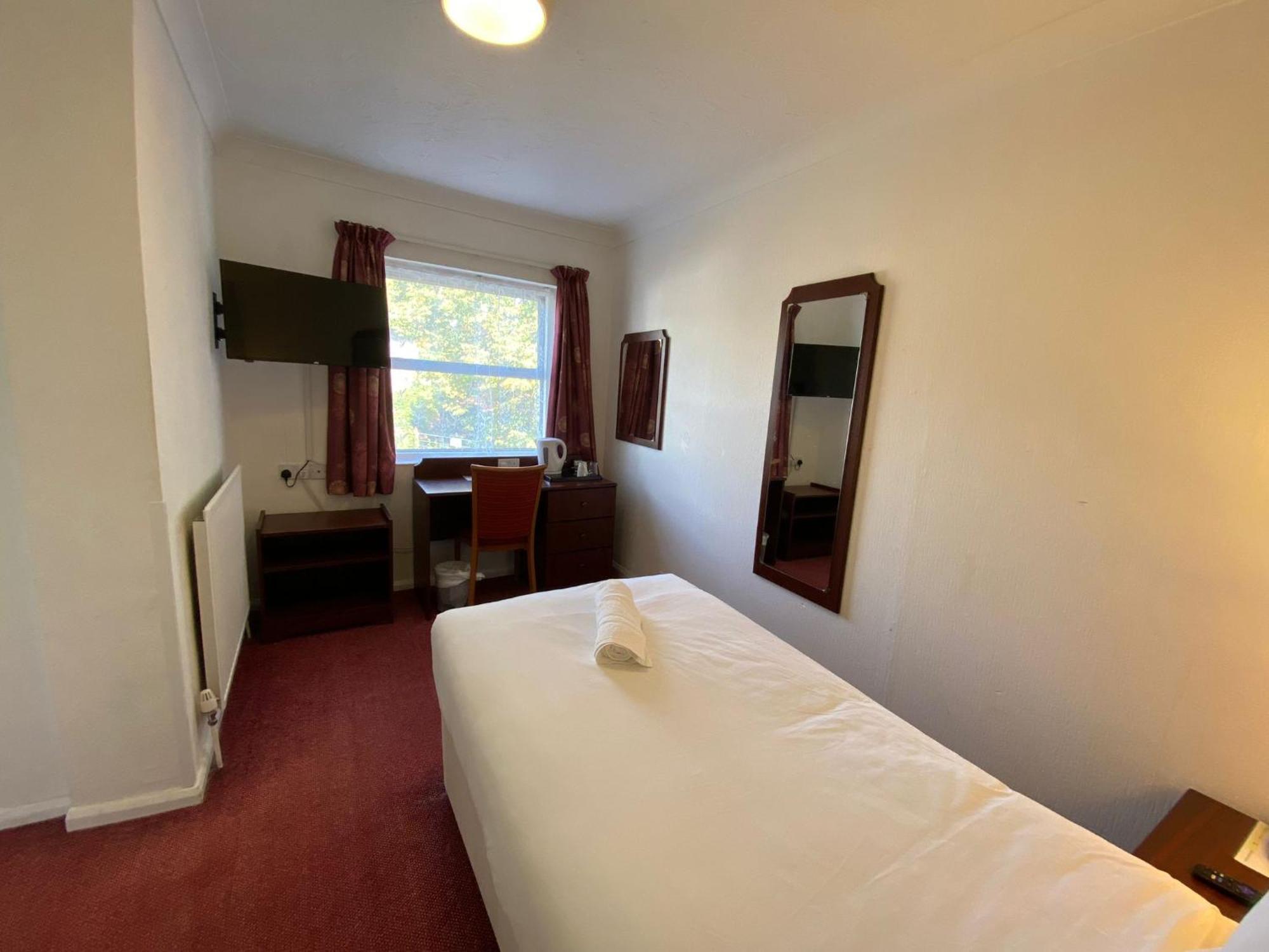 Tor Park Bed & Breakfast 3*