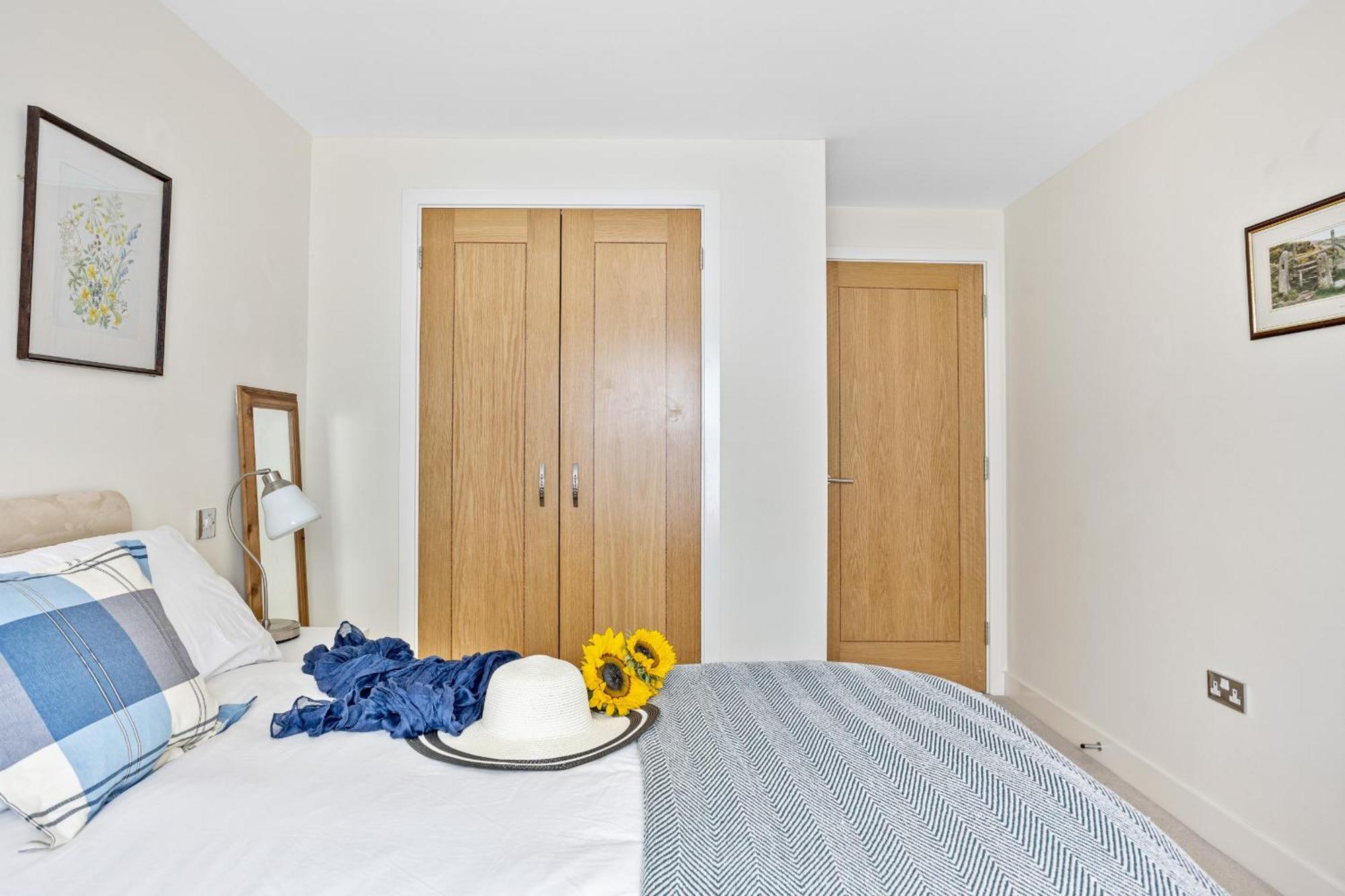 B6 Masts - With Sea Views, Parking And Terrace Apartamento Torquay