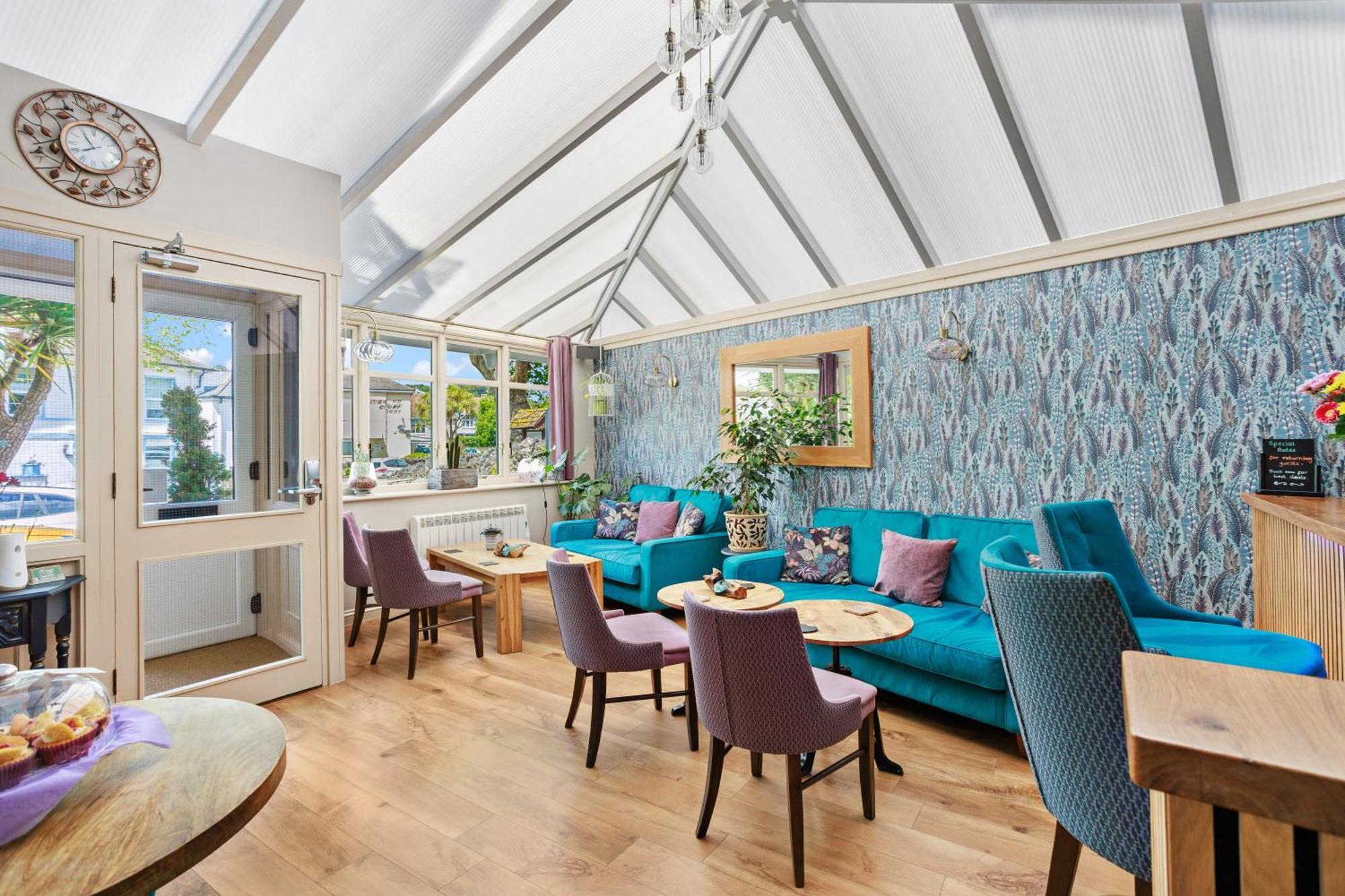 Kings 4* Torquay