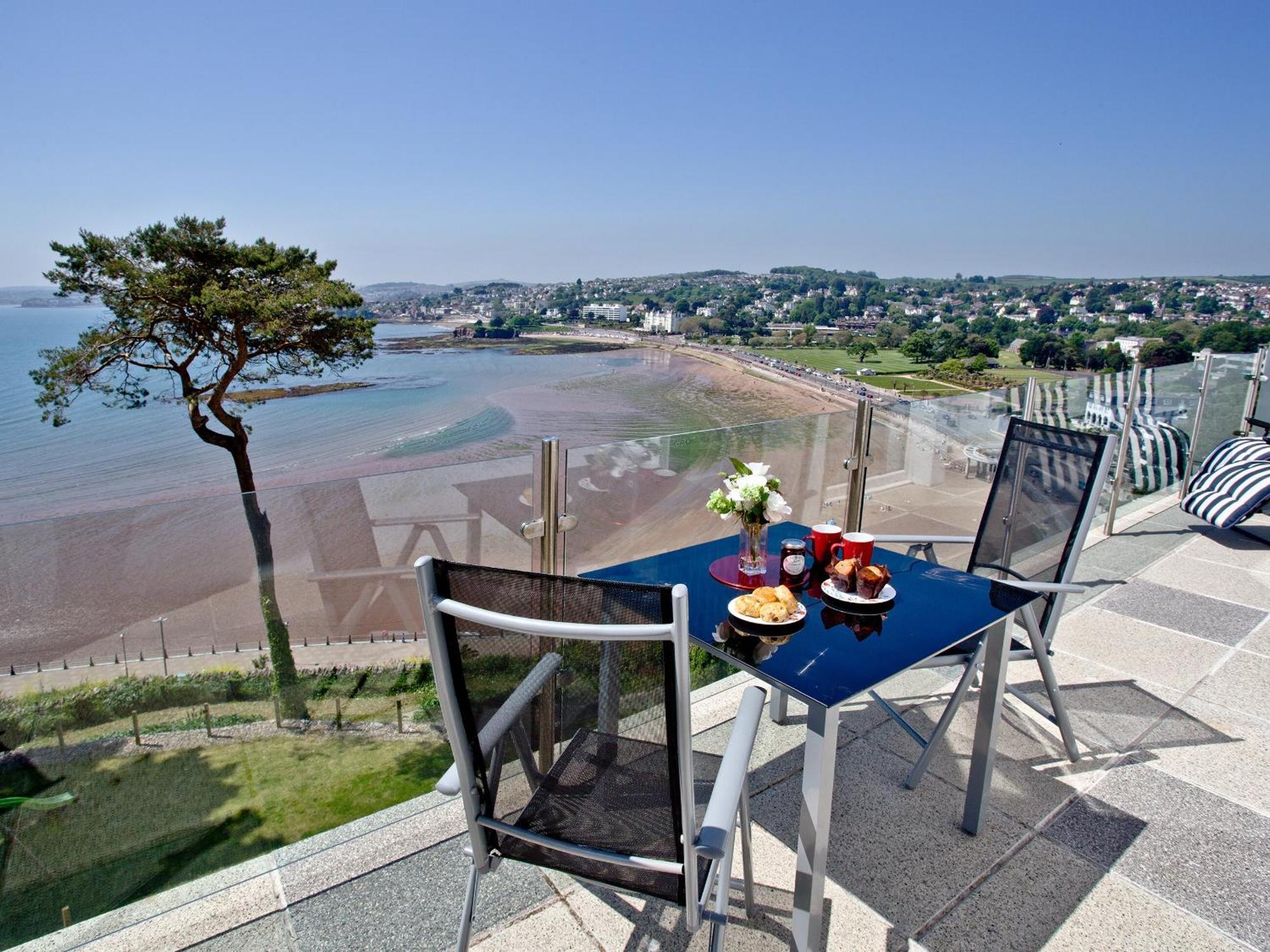Riviera Mansion, Holiday home Torquay