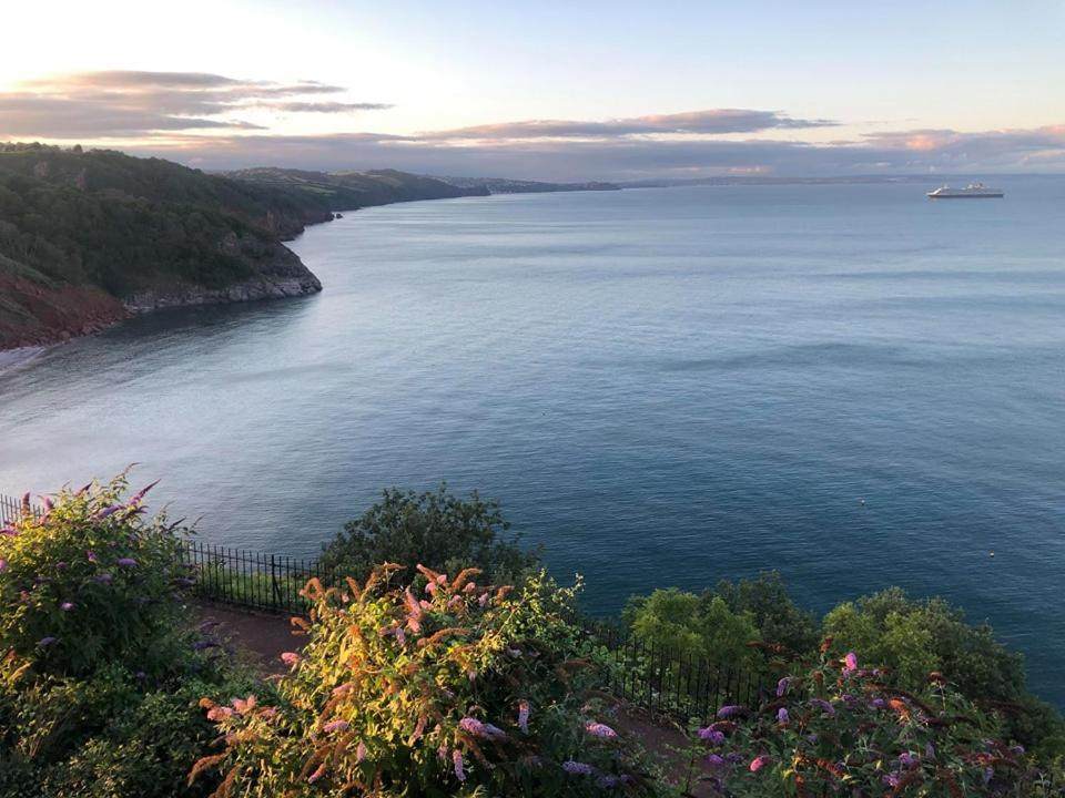 South Devon Retreat - Entire House - Family & Pet Friendly *